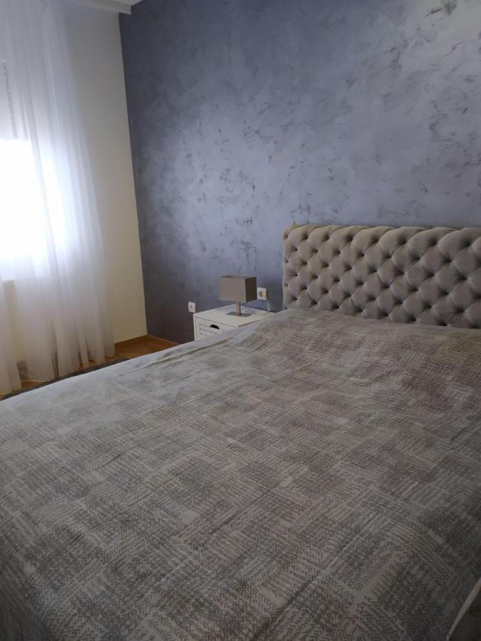 Apartman Milla Lux Нови Сад Екстериор снимка